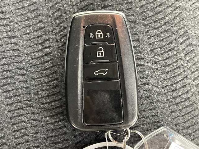 トヨタ ランドクルーザー プラド TX 岐阜県 2022(令4)年 1.6万km ブラック サンルーフ/モデリスタエアロ/純正9インチディスプレイオーディオ/(Bluetooth/フルセグTV/Miracast/USB)/パノラミックビューモニター　/トヨタセーフティセンス/プリクラッシュセーフティ/レーンキープアシスト/コーナーセンサー/ロードサインアシスト/オートハイビーム/先行車発信告知/レーダークルーズコントロール/MTモード付AT/ドライブレコーダー/ETC/純正フロアマット/純正アルミホイール/ドアバイザー/LEDヘッドライト