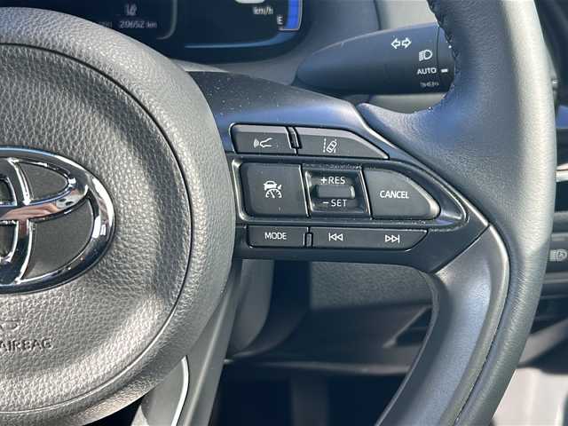 トヨタ アクア G 山形県 2024(令6)年 2.1万km プラチナホワイトパールマイカ 禁煙車/4WD/寒冷地仕様/トヨタセーフティセンス/クルーズコントロール/レーンキープアシスト/横滑り防止装置/純正ドライブレコーダー/前後コーナーセンサー/バックカメラ/オートマチックハイビーム/純正ナビ/（Bluetooth/AM/FM/USB)/nanoe/社外ETC/スマートキー/LEDヘッドライト/電動格納ミラー