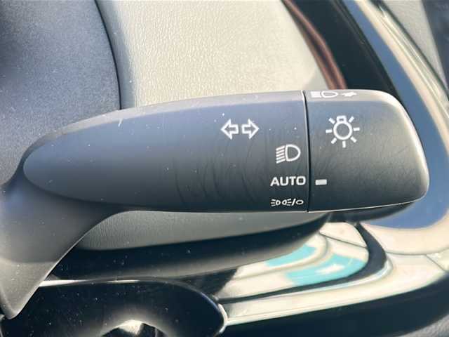 トヨタ アクア G 山形県 2024(令6)年 2.1万km プラチナホワイトパールマイカ 禁煙車/4WD/寒冷地仕様/トヨタセーフティセンス/クルーズコントロール/レーンキープアシスト/横滑り防止装置/純正ドライブレコーダー/前後コーナーセンサー/バックカメラ/オートマチックハイビーム/純正ナビ/（Bluetooth/AM/FM/USB)/nanoe/社外ETC/スマートキー/LEDヘッドライト/電動格納ミラー