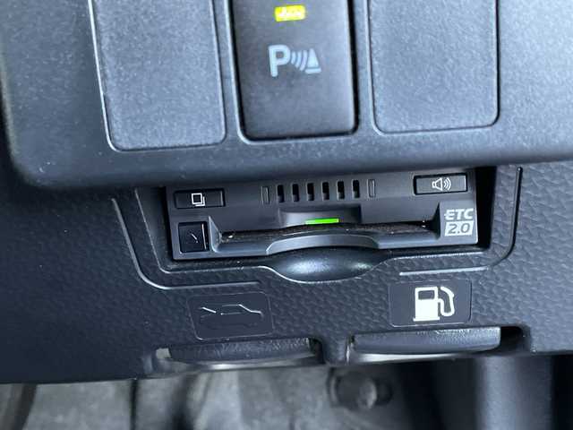 トヨタ ルーミー カスタムG 千葉県 2020(令2)年 4万km ブラックマイカメタリック モデリスタエアロ/純正9インチナビ/(フルセグTV/BT/CD/DVD/FM/AM)/全周囲カメラ/デジタルインナーミラー型前後ドラレコ/衝突被害軽減システム/両側パワースライドドア/横滑り防止装置/ビルトインETC2.0/アイドリングストップ/LEDヘッドライト/フォグランプ/オートライト/ウィンカーミラー/電動格納ミラー/社外14インチAW/シートヒーター/シートリフター/ブレーキホールド/電子制御パーキング/プッシュスタート/スマートキー/フロアマット/スペアキー/取扱説明書/保証書