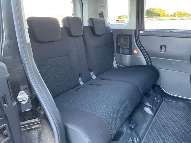 トヨタ ルーミー カスタムG 千葉県 2020(令2)年 4万km ブラックマイカメタリック モデリスタエアロ/純正9インチナビ/(フルセグTV/BT/CD/DVD/FM/AM)/全周囲カメラ/デジタルインナーミラー型前後ドラレコ/衝突被害軽減システム/両側パワースライドドア/横滑り防止装置/ビルトインETC2.0/アイドリングストップ/LEDヘッドライト/フォグランプ/オートライト/ウィンカーミラー/電動格納ミラー/社外14インチAW/シートヒーター/シートリフター/ブレーキホールド/電子制御パーキング/プッシュスタート/スマートキー/フロアマット/スペアキー/取扱説明書/保証書