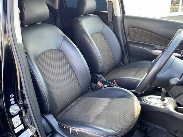 日産 ノート メダリスト エマージェンシーB 熊本県 2014(平26)年 8.6万km スーパーブラック (株)IDOMが運営する【じしゃロン熊本店】の自社ローン専用車両になります。/こちらは現金またはオートローンご利用時の価格です。自社ローンご希望の方は別途その旨お申付け下さい /純正ナビ（ＣＤ　ＤＶＤ　ＴＶ）　/アラウンドビューモニター　/ＥＴＣ　/エマージェンシーブレーキ　/前後ドライブレコーダー　/レーンキープアシスト　/Ｗエアバッグ　/オートライト　/プッシュスタート　/社外アルミ