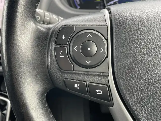 トヨタ ヴォクシー ハイブリッド ZS 滋賀県 2017(平29)年 6.9万km イナズマスパーキングブラックガラスフレーク ALPINE11インチナビ/・AM/FM/・CD/DVD/・SD/USB/HDMI/・Bluetooth/・フルセグTV/バックカメラ/ステアリングスイッチ/革巻きステアリング/クルーズコントロール/前方ドライブレコーダー/ETC/前席シートヒーター/USB充電/プリクラッシュセーフティ/レーンディパーチャーアラート/先行車発進告知/両側パワースライドドア/フロントワイパーデアイサー/オートヘッドライト/フォグランプ/オートハイビーム/オートリトラミラー/スマートキー