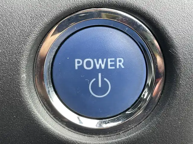 トヨタ ヴォクシー ハイブリッド ZS 滋賀県 2017(平29)年 6.9万km イナズマスパーキングブラックガラスフレーク ALPINE11インチナビ/・AM/FM/・CD/DVD/・SD/USB/HDMI/・Bluetooth/・フルセグTV/バックカメラ/ステアリングスイッチ/革巻きステアリング/クルーズコントロール/前方ドライブレコーダー/ETC/前席シートヒーター/USB充電/プリクラッシュセーフティ/レーンディパーチャーアラート/先行車発進告知/両側パワースライドドア/フロントワイパーデアイサー/オートヘッドライト/フォグランプ/オートハイビーム/オートリトラミラー/スマートキー