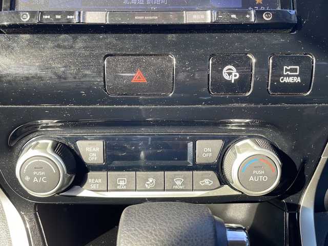 日産 セレナ ハイウェイスターVセレクションⅡ 道東・釧路十勝 2019(平31)年 9.8万km アズライトブルー 4WD/社外８インチメモリナビ　/(AM/FM/フルセグTV/ＤＶＤ再生/Ｂｌｕｅｔｏｏｔｈ接続)/フリップダウンモニター　/全方位カメラ　/前方ドライブレコーダー　/ＥＴＣ　/両側パワースライドドア　/前席シートヒーター　/ステアリングヒーター　/クルーズコントロール/前後コーナーセンサー/レーンアシスト/インテリジェント エマージェンシーブレーキ　/横滑り防止装置/アイドリングストップ/スマートキー/プッシュスタート/純正LEDヘッドライト/社外17インチアルミホイール/純正フロアマット/スタッドレスタイヤ積み込み/・195/65/R15/・純正アルミホイール/・溝4ミリ