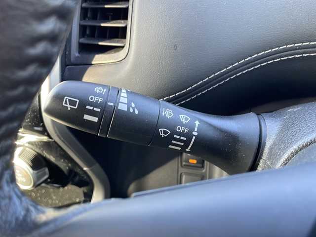 日産 セレナ ハイウェイスターVセレクションⅡ 道東・釧路十勝 2019(平31)年 9.8万km アズライトブルー 4WD/社外８インチメモリナビ　/(AM/FM/フルセグTV/ＤＶＤ再生/Ｂｌｕｅｔｏｏｔｈ接続)/フリップダウンモニター　/全方位カメラ　/前方ドライブレコーダー　/ＥＴＣ　/両側パワースライドドア　/前席シートヒーター　/ステアリングヒーター　/クルーズコントロール/前後コーナーセンサー/レーンアシスト/インテリジェント エマージェンシーブレーキ　/横滑り防止装置/アイドリングストップ/スマートキー/プッシュスタート/純正LEDヘッドライト/社外17インチアルミホイール/純正フロアマット/スタッドレスタイヤ積み込み/・195/65/R15/・純正アルミホイール/・溝4ミリ