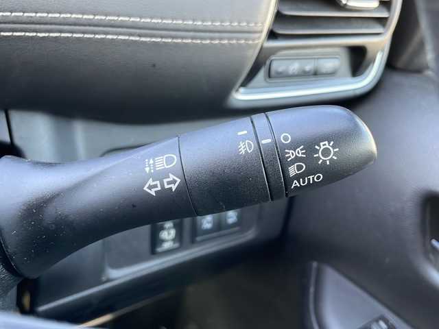 日産 セレナ ハイウェイスターVセレクションⅡ 道東・釧路十勝 2019(平31)年 9.8万km アズライトブルー 4WD/社外８インチメモリナビ　/(AM/FM/フルセグTV/ＤＶＤ再生/Ｂｌｕｅｔｏｏｔｈ接続)/フリップダウンモニター　/全方位カメラ　/前方ドライブレコーダー　/ＥＴＣ　/両側パワースライドドア　/前席シートヒーター　/ステアリングヒーター　/クルーズコントロール/前後コーナーセンサー/レーンアシスト/インテリジェント エマージェンシーブレーキ　/横滑り防止装置/アイドリングストップ/スマートキー/プッシュスタート/純正LEDヘッドライト/社外17インチアルミホイール/純正フロアマット/スタッドレスタイヤ積み込み/・195/65/R15/・純正アルミホイール/・溝4ミリ