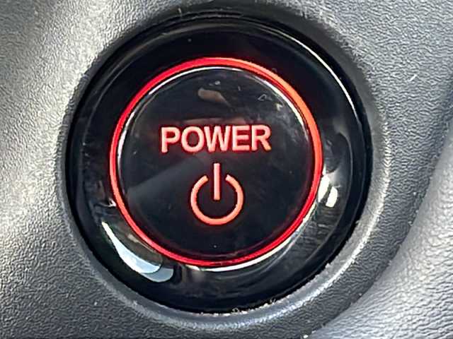 ホンダ ヴェゼル ハイブリッド e:HEV Z 長野県 2022(令4)年 3.9万km プレミアムサンライトホワイトパール 純正メーカーナビフルセグＴＶ/バックカメラ/ＥＴＣ２．０/パワーバックドア/純正18インチアルミ/ハーフレザーシート/シートヒーター/ステアリングヒーター/前後コーナーセンサー/後退出庫サポート/ワイヤレス充電器/プッシュスタート/保証書・スペアキー