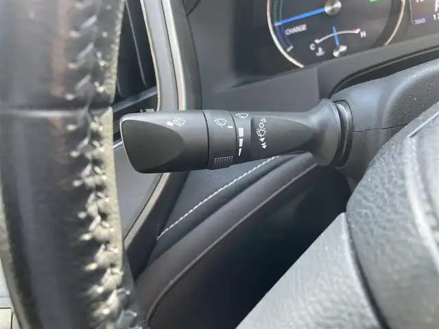 トヨタ クラウン ハイブリッド ロイヤル 和歌山県 2013(平25)年 12.6万km ブラック (株)IDOMが運営する【じしゃロン和歌山店】の自社ローン対象車両になります。こちらは現金ご利用時の価格です。/自社ローンご希望の方は別途その旨お申付け下さい。/フルセグテレビ/バックカメラ/クルーズコントロール/ETC/Bluetooth/パワーステアリング/バックカメラ