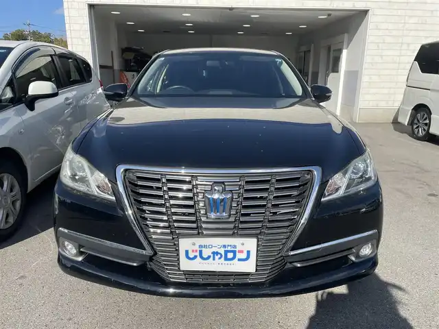 トヨタ クラウン ハイブリッド ロイヤル 和歌山県 2013(平25)年 12.6万km ブラック (株)IDOMが運営する【じしゃロン和歌山店】の自社ローン対象車両になります。こちらは現金ご利用時の価格です。/自社ローンご希望の方は別途その旨お申付け下さい。/フルセグテレビ/バックカメラ/クルーズコントロール/ETC/Bluetooth/パワーステアリング/バックカメラ