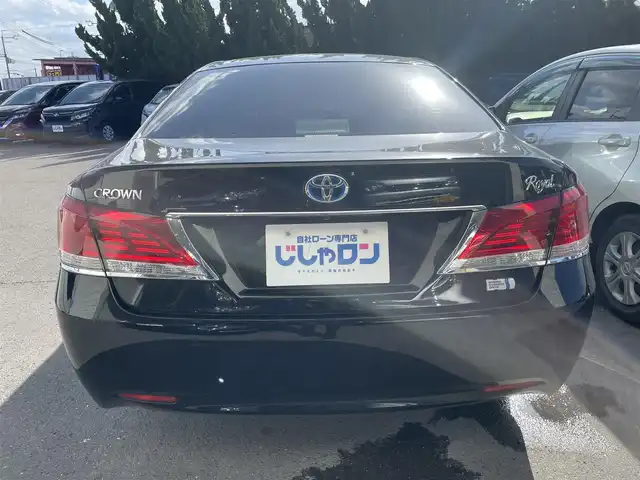 トヨタ クラウン ハイブリッド ロイヤル 和歌山県 2013(平25)年 12.6万km ブラック (株)IDOMが運営する【じしゃロン和歌山店】の自社ローン対象車両になります。こちらは現金ご利用時の価格です。/自社ローンご希望の方は別途その旨お申付け下さい。/フルセグテレビ/バックカメラ/クルーズコントロール/ETC/Bluetooth/パワーステアリング/バックカメラ