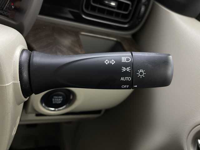 スズキ ラパン モード 茨城県 2020(令2)年 1万km ピュアホワイトP 純正ナビ　フルセグＴＶ　Ｂｌｕｅｔｏｏｔｈ　衝突軽減ブレーキ　ビルトインＥＴＣ　シートヒーター　ＵＳＢ入力端子　コーナーセンサー　オートライト　オートハイビーム　横滑り防止装置　純正フロアマット