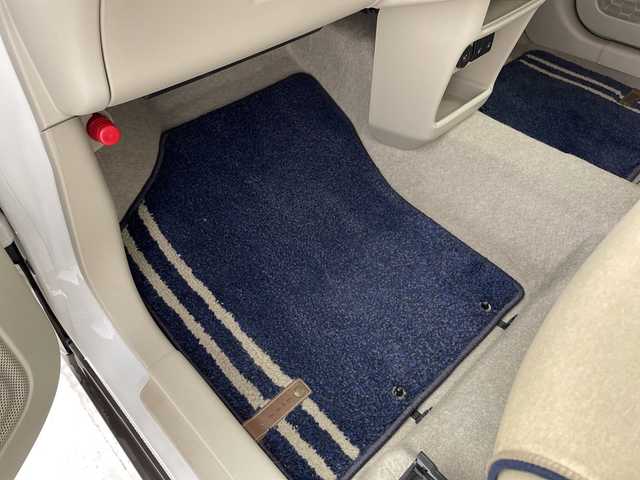 スズキ ラパン モード 茨城県 2020(令2)年 1万km ピュアホワイトP 純正ナビ　フルセグＴＶ　Ｂｌｕｅｔｏｏｔｈ　衝突軽減ブレーキ　ビルトインＥＴＣ　シートヒーター　ＵＳＢ入力端子　コーナーセンサー　オートライト　オートハイビーム　横滑り防止装置　純正フロアマット