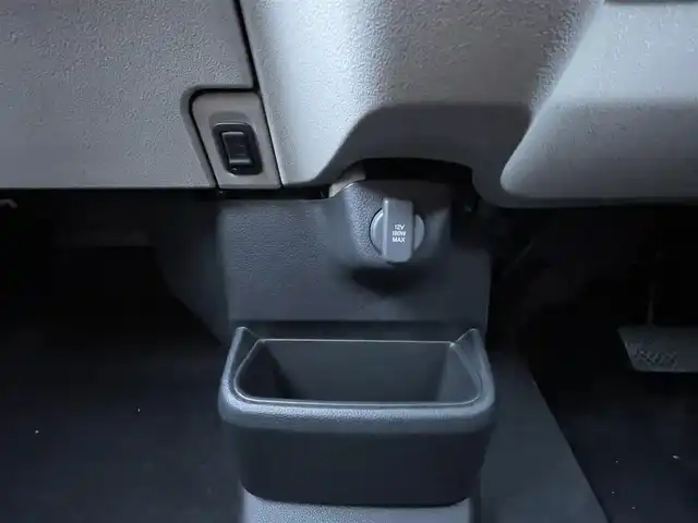 ホンダ Ｎ ＢＯＸ 栃木県 2025(令7)年 0.8万km プラチナホワイトパール ホンダセンシング/・衝突軽減ブレーキ/・歩行者事故低減ステアリング/・路外逸脱抑制機能/・アダプティブクルーズコントロール/・車線維持支援システム/・標識認識機能/・先行車発進お知らせ機能/・オートハイビーム/・パーキングセンサーシステム/・急アクセル抑制機能/・近距離衝突軽減ブレーキ/・誤発進抑制機能/純正9インチメモリナビ/・フルセグTV/・BT/USB/iPod/・AM.FM/バックカメラ/電子パーキングブレーキ/ブレーキホールド/D/N席シートヒーター/片側電動スライドドア/LEDヘッドライト/オートライト/ヘッドライトレベライザー/スマートキー/プッシュスタート/横滑り防止システム/電動格納ウィンカーミラー