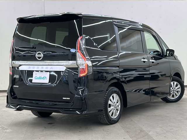 日産 セレナ ハイウェイスター V 道央・札幌 2021(令3)年 5.6万km ダイヤモンドブラック /４WD//純正ナビ（AM/FM/フルセグ/BT/DVD/CD）//プロパイロット//アラウンドビューモニター//BSM//レーダークルーズコントロール//両側パワースライドドア//ビルトインETC//電動パーキング//ブレーキホールド//ステアリングヒーター//前席シートヒーター//ステアリングスイッチ//純正エンジンスターター//電動格納ミラー//ドアバイザー//サイドウインカーミラー//純正15インチAW//スマートキー//プッシュスタート//WAC//オートLEDヘッドライト//横滑り防止装置//衝突被害軽減システム