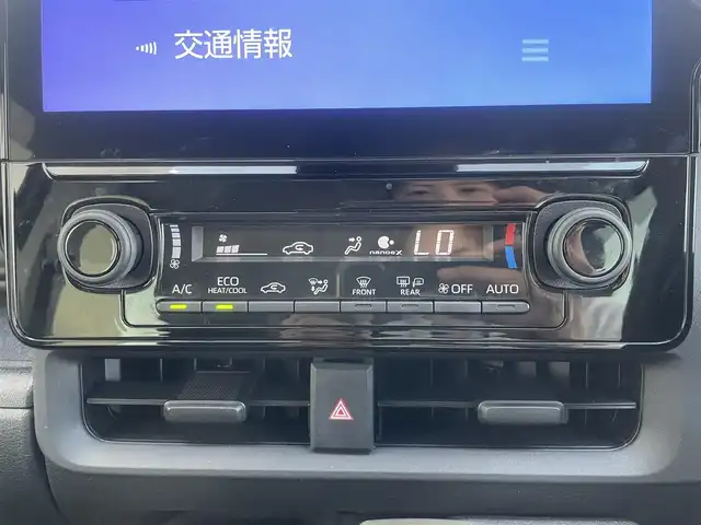 トヨタ シエンタ Z 兵庫県 2022(令4)年 0.9万km アーバンカーキ 10.5インチメーカーオプションナビ/　　(FM/AM/CD/BT/TV)/フルセグTV/スマートキー/プッシュスタート/社外前後ドラレコ/ステアリングリモコン/ステアリングヒーター/クルーズコントロール（追従あり）/レーンキープアシスト/ブラインドスポットモニター/パノラミックビューモニター/シートヒーター/ビルドインETC/両側パワースライドドア/リアサンシェード/3列シート/フロアマット/LEDヘッドライト/ドアバイザー