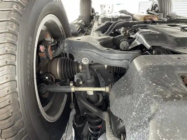 トヨタ ランドクルーザー プラド TX Lパッケージ マットブラED 埼玉県 2022(令4)年 1.8万km ブラック ムーンルーフ　メーカーナビ　パノラミックビューモニター　ベージュレザー　ＢＳＭ　ビルトインＥＴＣ２．０　　セーフティセンス　シートヒーター　ベンチレーション　レーダークルーズコントロール　ドラレコ