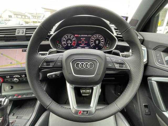 アウディ ＲＳＱ３ スポーツバック 埼玉県 2020(令2)年 5.8万km グレー ブラックスタイリング/Ｓスポーツシート　/ＯＰ２１インチＡＷ　/レッドキャリパー　/Ｐシート　/シートヒーター/ワイヤレスチャージング　/バーチャルコクピットプラス　/スマートフォンインターフェイス　/地デジ