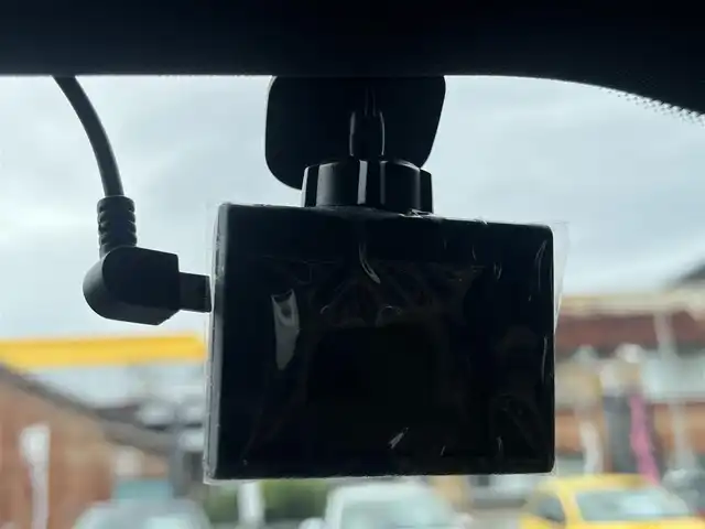 メルセデス・ベンツ Ｃ１８０ クーペ スポーツ 静岡県 2019(平31)年 2.9万km オブシディアンブラック レーダーセーフティパッケージ/・アクティブディスタンスアシスト・ディストロニック/・アクティブステアリングアシスト/・アクティブレーンチェンジングアシスト/・アクティブエマージェンシーストップアシスト/・アクティブブレーキアシスト/・PRE-SAFE/・PRE-SAFEサウンド/・緊急回避補助システム/・渋滞時緊急ブレーキ機能/・アクティブブラインドスポットアシスト/・アクティブレーンキーピングアシスト/・PRE-SAFEプラス/・チャイルドセーフティシートセンサー/法人ワンオーナー/レザーシート/COMANDシステム/(Bluetooth/CarPlay/フルセグ)/バックカメラ/アダプティブクルーズコントロール/パーキングアシスト/メモリー付パワーシート /シートヒーター /ETC2.0/ドライブレコーダー /純正フロアマット/純正18インチアルミホイール