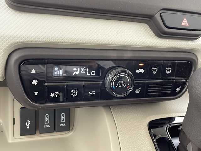 ホンダ Ｎ ＢＯＸ G EX ホンダセンシング 千葉県 2020(令2)年 5万km クリスタルブラックパール 純正ナビ/・CD DVD Music Rack USB BT フルセグTV/ホンダセンシング/衝突軽減ブレーキ/アダプティブ・クルーズ・コントロール/誤発進抑制機能/歩行者事故低減ステアリング/先行車発進お知らせ機能/標識認識機能/路外逸脱抑制機能/車線維持支援システム/後方誤発進抑制機能/両側パワースライドドア/プラズマクラスターエアコン/ETC/充電用Type-A/オートハイビーム/バックカメラ/アイドリングストップ/ウィンカーミラー/プッシュスタート/リアサンシェード/冬タイヤ積込み