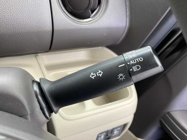 ホンダ Ｎ ＢＯＸ G EX ホンダセンシング 千葉県 2020(令2)年 5万km クリスタルブラックパール 純正ナビ/・CD DVD Music Rack USB BT フルセグTV/ホンダセンシング/衝突軽減ブレーキ/アダプティブ・クルーズ・コントロール/誤発進抑制機能/歩行者事故低減ステアリング/先行車発進お知らせ機能/標識認識機能/路外逸脱抑制機能/車線維持支援システム/後方誤発進抑制機能/両側パワースライドドア/プラズマクラスターエアコン/ETC/充電用Type-A/オートハイビーム/バックカメラ/アイドリングストップ/ウィンカーミラー/プッシュスタート/リアサンシェード/冬タイヤ積込み