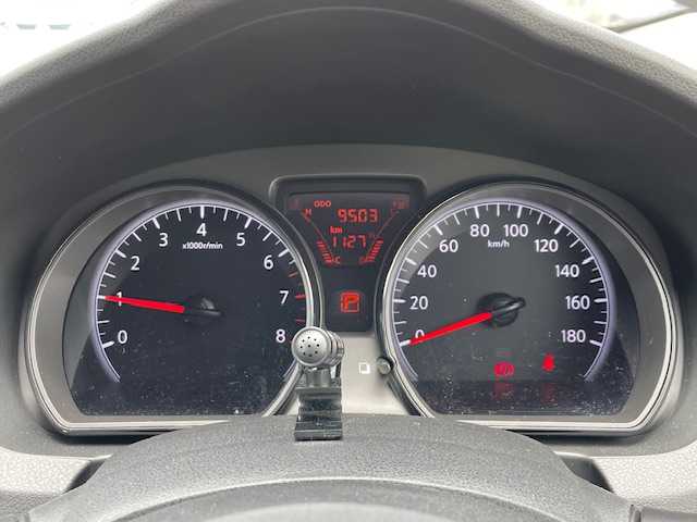 日産 ノート X 静岡県 2020(令2)年 1万km ホワイト ●社外ナビ/(CD/Bluetooth)/(MDV-D207BT)/●衝突被害軽減システム/●レーンキープアシスト/●前後コーナーセンサー/●オートライト/●レベライザー/●ETC/●ドアバイザー/●W＋SRS＋ABS