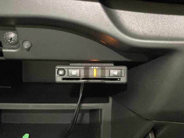 日産 ノート X 長野県 2020(令2)年 1万km ホワイト 社外SDナビ（型番：MDV-D207BT）/(CD＆Bluetooth＆USB＆iPod＆AUX)/衝突被害軽減システム/クリアランスソナー/前後コーナーセンサー/オートライト/レベライザー/ETC/ドアバイザー/社外フロアマット/ウィンカーミラー/電動格納ミラー/純正ホイールキャップ/スマートキー
