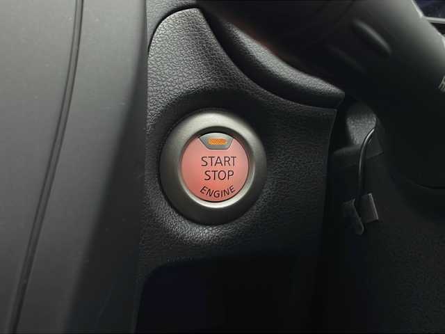 日産 ノート X 長野県 2020(令2)年 1万km ホワイト 社外SDナビ（型番：MDV-D207BT）/(CD＆Bluetooth＆USB＆iPod＆AUX)/衝突被害軽減システム/クリアランスソナー/前後コーナーセンサー/オートライト/レベライザー/ETC/ドアバイザー/社外フロアマット/ウィンカーミラー/電動格納ミラー/純正ホイールキャップ/スマートキー
