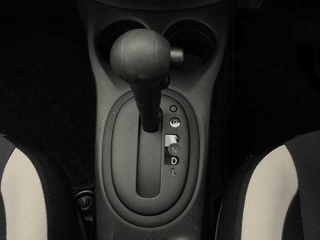 日産 ノート X 長野県 2020(令2)年 1万km ホワイト 社外SDナビ（型番：MDV-D207BT）/(CD＆Bluetooth＆USB＆iPod＆AUX)/衝突被害軽減システム/クリアランスソナー/前後コーナーセンサー/オートライト/レベライザー/ETC/ドアバイザー/社外フロアマット/ウィンカーミラー/電動格納ミラー/純正ホイールキャップ/スマートキー