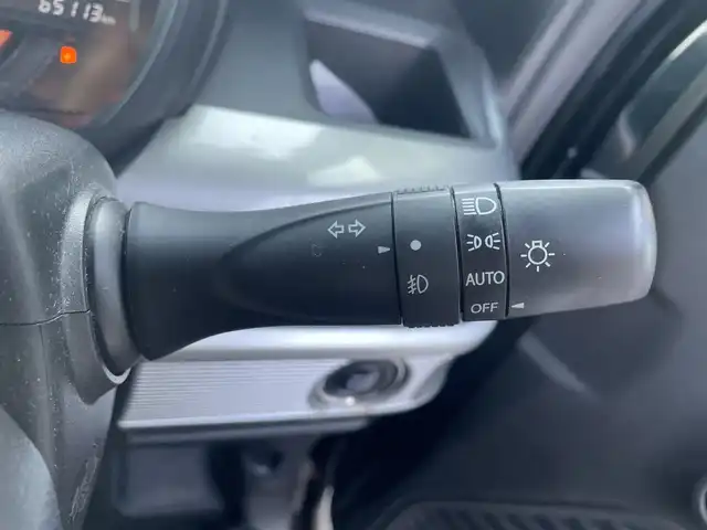 スズキ スペーシア ギア HYBRID XZ 和歌山県 2020(令2)年 6.6万km ブルーイッシュブラックパール3 純正8インチナビ（CN-RZ856）/（BT/CD/DVD/AM/FM）/フルセグTV/横滑り防止/衝突被害軽減ブレーキ/レーンキープアシスト/オートライト/前方ドラレコ/両側パワスラ/ビルトインETC/前席シートヒーター/ステアリングリモコン/後席サーキュレーター/LEDヘッドライト/フォグランプ/ベンチシート/ドアバイザー/プッシュスタート/アイドリングストップ