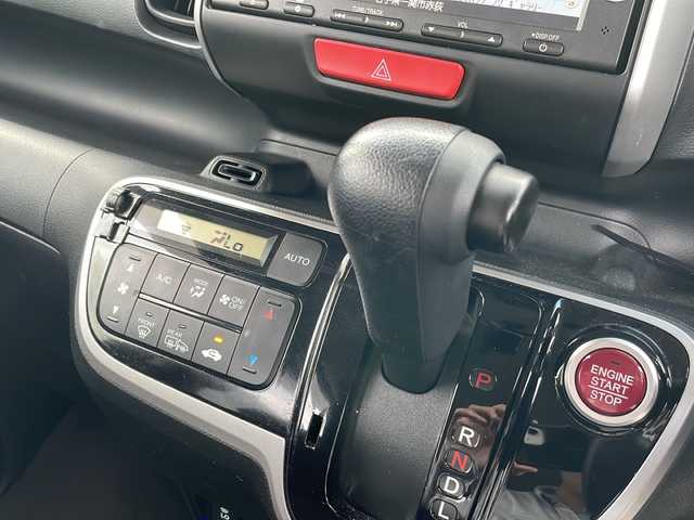 ホンダ Ｎ ＢＯＸ SSパッケージ 岩手県 2014(平26)年 3.5万km スマートブラック 純正インターナビ/AM/FM/CD/DVD/Bluetooth/ワンセグTV/バックカメラ/ドライブレコーダー/両側パワースライドドア/衝突被害軽減ブレーキ/横滑り防止装置/シートヒーター/HIDヘッドライト/スマートキー/プッシュスタート/電動格納ミラー/社外14インチAW/純正フロアマット/ドアバイザー/保証書/取扱説明書
