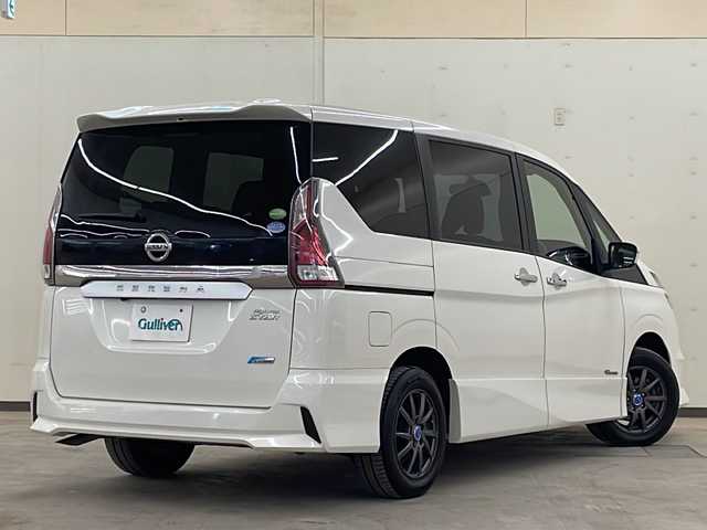 日産 セレナ ハイウェイスター Vセレクション 道央・札幌 2018(平30)年 10万km ブリリアントホワイトパール /4WD//社外フルセグナビ/（CD/DVD/BD/SD/AM/FM/BT）//クルーズコントロール（追従なし）//エマージェンシーブレーキ//オートライト//ETC//リアエアコン//ステアリングリモコン//純正エンジンスターター//冬タイヤAW積込//社外ドライブレコーダー前カメラ