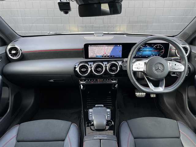 メルセデス・ベンツ Ａ２００ｄ AMGライン 三重県 2020(令2)年 4.3万km デジタルホワイト アドバンスドＰＫＧ　/ナゲーションＰＫＧ　/ＬＥＤライト　/レーダーセーフティＰＫＧ　/３６０°カメラ　/ＨＵＤ　/アドバンスドサウンド　/ＡＣＣ　/ロゴ付キャリパ　/純正１８インチアルミ　/純正ナビ　/Ｂｌｕｅｔｏｏｔｈ