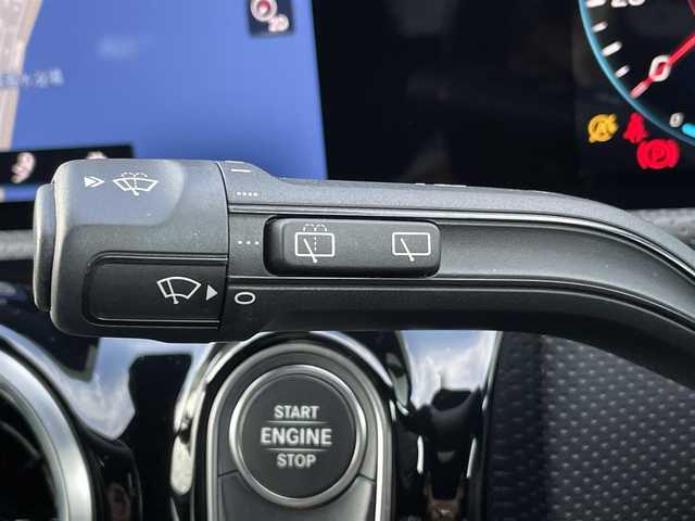 メルセデス・ベンツ Ａ２００ｄ AMGライン 三重県 2020(令2)年 4.3万km デジタルホワイト アドバンスドＰＫＧ　/ナゲーションＰＫＧ　/ＬＥＤライト　/レーダーセーフティＰＫＧ　/３６０°カメラ　/ＨＵＤ　/アドバンスドサウンド　/ＡＣＣ　/ロゴ付キャリパ　/純正１８インチアルミ　/純正ナビ　/Ｂｌｕｅｔｏｏｔｈ