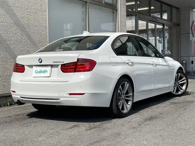 ＢＭＷ ３２０ｄ ブルーパフォーマンス スポーツ 大阪府 2013(平25)年 11.8万km アルピンホワイトⅢ 純正ＨＤＤナビ/（ＢＴ／ＣＤ／ＤＶＤ）/バックカメラ/パドルシフト/コーナーセンサー/電動リアゲート/パワーシート/ドライブレコーダー/ETC/純正18インチAW/保証書/スペアキー