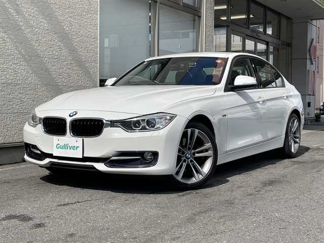 ＢＭＷ ３２０ｄ ブルーパフォーマンス スポーツ 大阪府 2013(平25)年 11.8万km アルピンホワイトⅢ 純正ＨＤＤナビ/（ＢＴ／ＣＤ／ＤＶＤ）/バックカメラ/パドルシフト/コーナーセンサー/電動リアゲート/パワーシート/ドライブレコーダー/ETC/純正18インチAW/保証書/スペアキー