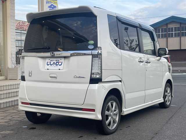 ホンダ Ｎ ＢＯＸ カスタム G Aパッケージ 秋田県 2014(平26)年 8.2万km プレミアムホワイトパール (株)IDOMが運営する【じしゃロン 秋田店】の自社ローン専用車両になります。こちらは現金またはオートローンご利用時の価格です。自社ローンご希望の方は別途その旨お申付け下さい/////////メモリナビ/フルセグテレビ/バックカメラ/片側パワースライドドア/ドアバイザー/プッシュスタート/スマートキー/ウィンカーミラー