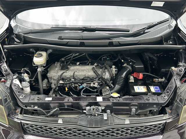トヨタ ヴォクシー ZS 愛知県 2011(平23)年 13.3万km ボルドーマイカメタリック /禁煙車//純正ナビ・フルセグTV//バックカメラ//ビルトインETC//両側パワースライドドア//パワーバックドア//パドルシフト//ステアスイッチ//シートヒーター//HIDオートライト//フォグランプ//電動格納ミラーウインカー//ドライブレコーダー//純正１６インチアルミ//純正フロアマット//新車保証書//取扱説明書//スペアキー