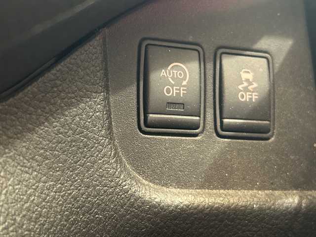 日産 セレナ ハイウェイスター S HV Vセレ 埼玉県 2013(平25)年 5.8万km ブリリアントホワイトパール フリップダウンモニター/純正ナビ/　　CD/DVD/フルセグ/USB/バックカメラ/両側パワースライドドア/クルーズコントロール/ハロゲンオートライト/純正16インチアルミホイール/アイドリングストップ/プッシュスタート/ETC