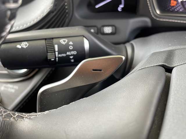 レクサス ＬＳ 500h バージョンL 京都府 2020(令2)年 6.8万km グラファイトブラックガラスフレーク １２．３インチ純正メモリーナビ　/フルセグＴＶ　/Bluetooth/CD/DVD再生機能/AUX/本革シート　/パワーシート/シートヒーター/エアシート/オットマン/レクサスセーフティシステム/クルコン追従有/レーンキープアシスト　/ＢＳＭ　/ＨＵＤ/アラウンドビューモニター　/禁煙　　/３眼ＬＥＤヘッドライト　/オートライト/オートマチックハイビーム/デジタルインナーミラー　/電動格納ウィンカーミラー/電動サンシェード/電動リアゲート/ナノイー/純正AW19インチ/Wサイドエアバッグ