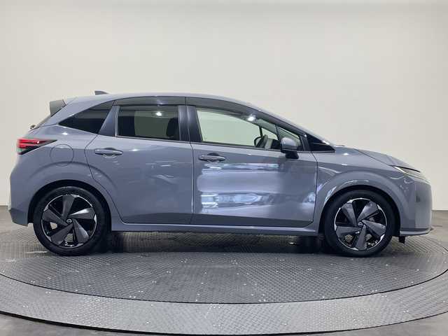 日産 オーラ G レザーエディション 愛媛県 2023(令5)年 1.4万km グレー ・純正メモリーナビ/・フルセグテレビ/Bluetooth/・アラウンドビューモニター/・BOSEサウンド/・レザーシート/・シートヒーター/・ステアリングヒーター/・衝突被害軽減ブレーキ/・レーンキープアシスト/・BSM/・プロパイロット/・前後コーナーセンサー/・LEDヘッドライト/・スマートキー/・ETC