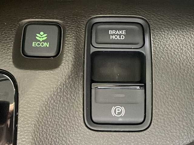 ホンダ Ｎ ＷＧＮ L ホンダセンシング 広島県 2020(令2)年 4.9万km ルナシルバーM 禁煙/ホンダセンシング/●衝突軽減ブレーキ〈CMBS〉/●誤発進抑制機能/●歩行者事故低減ステアリング/●先行車発進お知らせ機能/●標識認識機能/●路外逸脱抑制機能/●渋滞追従機能付ACC〈アダプティブ・クルーズ・コントロール〉●LKAS〈車線維持支援システム〉/●後方誤発進抑制機能/●オートハイビーム/純正ナビ（VXM-204VFi)/・フルセグ/Bluetooth/CD/DVD/SD/MusicRack/バックカメラ/ステアリングスイッチ/LEDヘッドライト/オートライト/シートヒーター/オートリトラミラー/電動パーキングブレーキ/ブレーキホールド/ヘッドライトレベライザー/ETC/ドアバイザー