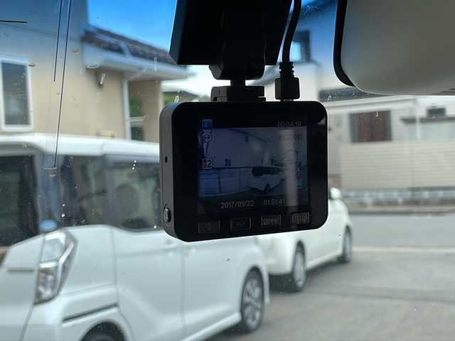 ホンダ Ｎ ＢＯＸ G L ホンダセンシング 長野県 2019(令1)年 8.6万km クリスタルブラックパール (株)IDOMが運営する【じしゃロン長野店】の自社ローン専用車両になります。こちらは現金またはオートローンご利用時の価格です。自社ローンご希望の方は別途その旨お申付け下さい/両側パワースライド/追従クルーズコントロール/ETC/コーナーセンサー（後ろ）/純正フロアマット/衝突軽減システム/オートライト/横滑り防止