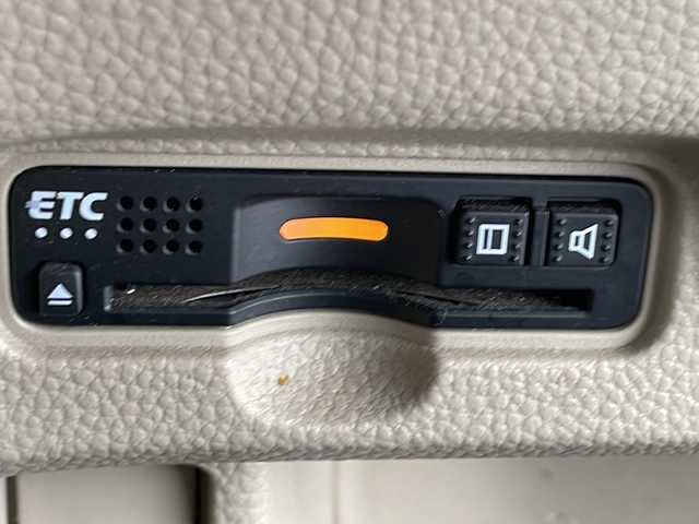 ホンダ Ｎ ＢＯＸ G L ホンダセンシング 長野県 2019(令1)年 8.6万km クリスタルブラックパール (株)IDOMが運営する【じしゃロン長野店】の自社ローン専用車両になります。こちらは現金またはオートローンご利用時の価格です。自社ローンご希望の方は別途その旨お申付け下さい/両側パワースライド/追従クルーズコントロール/ETC/コーナーセンサー（後ろ）/純正フロアマット/衝突軽減システム/オートライト/横滑り防止