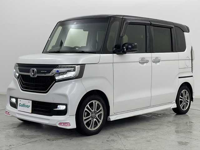 ホンダ Ｎ ＢＯＸ カスタム G L ターボ ホンダセンシング 宮城県 2019(令1)年 4.3万km プラチナホワイトパール 両側パワースライドドア/ハーフレザーシート/フリップダウンモニター/ホンダセンシング/・アダプティブクルーズコントロール/・レーンキープアシスト/・プリクラッシュセーフティ/LEDヘッドライト/LEDフォグライト/ビルドインETC/革巻きステアリング/パドルシフト/ステアリングスイッチ/純正14インチアルミホイール
