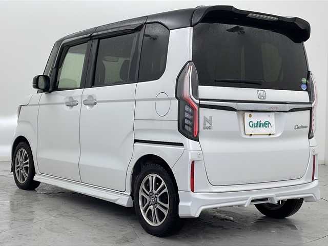 ホンダ Ｎ ＢＯＸ カスタム G L ターボ ホンダセンシング 宮城県 2019(令1)年 4.3万km プラチナホワイトパール 両側パワースライドドア/ハーフレザーシート/フリップダウンモニター/ホンダセンシング/・アダプティブクルーズコントロール/・レーンキープアシスト/・プリクラッシュセーフティ/LEDヘッドライト/LEDフォグライト/ビルドインETC/革巻きステアリング/パドルシフト/ステアリングスイッチ/純正14インチアルミホイール