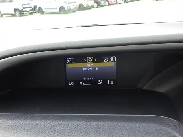 トヨタ ヴォクシー ZS 煌Ⅱ 千葉県 2020(令2)年 5.7万km ホワイトパールクリスタルシャイン Toyota Safety Sense/・プリクラッシュセーフティ/・レーンディパーチャーアラート/・オートハイビーム/クルーズコントロール/両側パワースライドドア/純正SDナビ/地デジTV/【DVD/CD再生機能　Bluetooth接続】/バックカメラ/フリップダウンモニター/ドライブレコーダー（前後撮影）/革巻きステアリング/ステアリングスイッチ/ETC/LEDヘッドライト/フォグライト/ウインカーミラー/クリアランスソナー/純正16インチアルミホイル/スマートキー