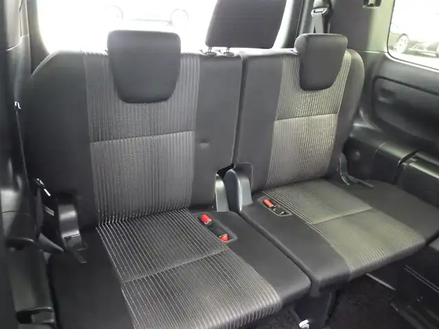 トヨタ ヴォクシー ZS 煌Ⅱ 千葉県 2020(令2)年 5.7万km ホワイトパールクリスタルシャイン Toyota Safety Sense/・プリクラッシュセーフティ/・レーンディパーチャーアラート/・オートハイビーム/クルーズコントロール/両側パワースライドドア/純正SDナビ/地デジTV/【DVD/CD再生機能　Bluetooth接続】/バックカメラ/フリップダウンモニター/ドライブレコーダー（前後撮影）/革巻きステアリング/ステアリングスイッチ/ETC/LEDヘッドライト/フォグライト/ウインカーミラー/クリアランスソナー/純正16インチアルミホイル/スマートキー
