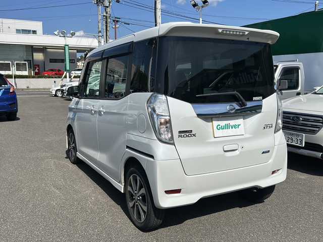 日産 デイズ ルークス ハイウェイスターX Gパッケージ 石川県 2016(平28)年 7.8万km ホワイトパール 純正ナビ/BT、CD、MSV、フルセグTV/プッシュスタート/スマートキー/オートライト/アイドリングストップ/ワンオーナー/取扱説明書/保証書