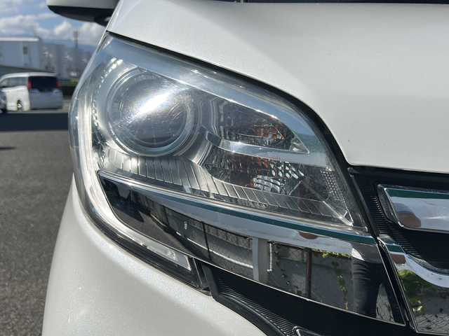 日産 デイズ ルークス ハイウェイスターX Gパッケージ 石川県 2016(平28)年 7.8万km ホワイトパール 純正ナビ/BT、CD、MSV、フルセグTV/プッシュスタート/スマートキー/オートライト/アイドリングストップ/ワンオーナー/取扱説明書/保証書